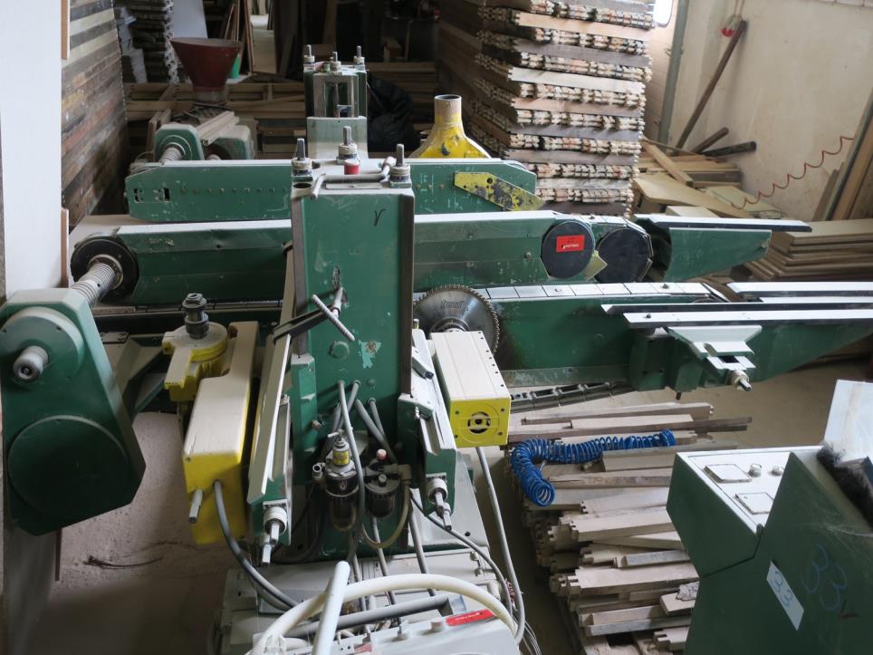 Dřevoobráběcí stroje-3